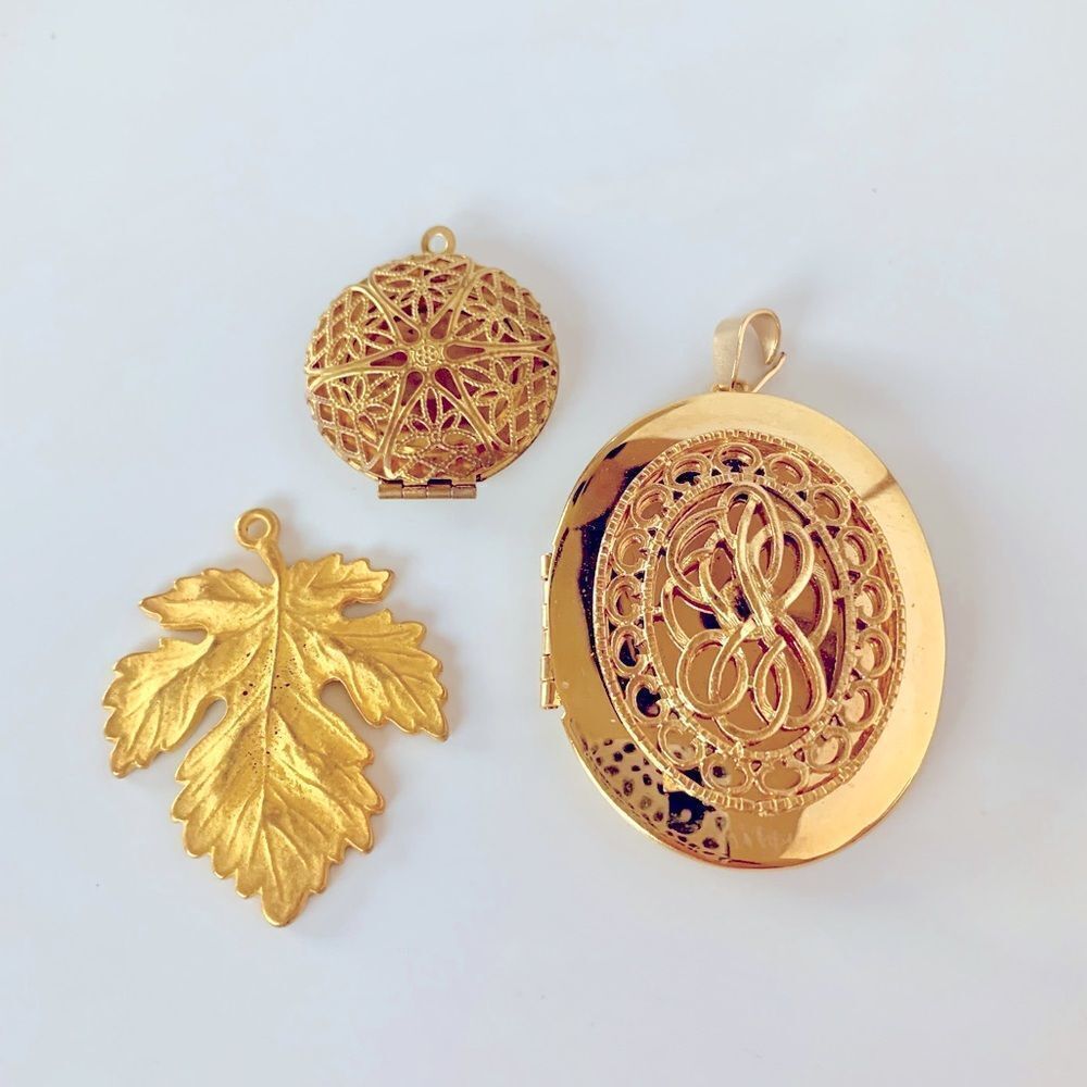 Gold Necklace Pendants Lot